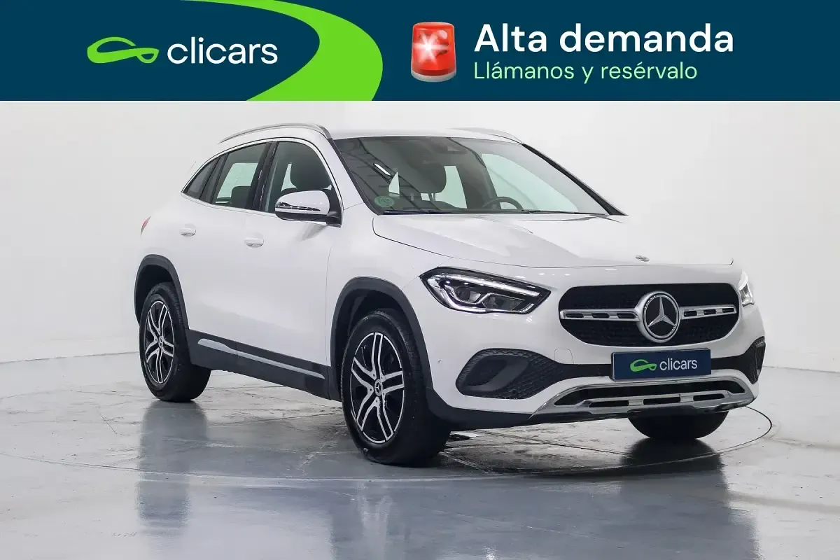 Usado Mercedes GLA200 150 CV (110 kW) 2023 Blanco SUV