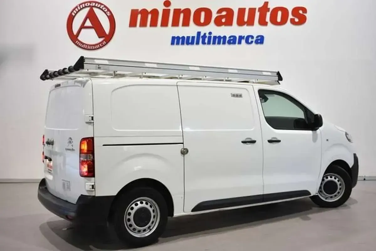 Usado Citroën Jumpy 120 CV (88 kW) 2020 Blanco Monovolumen