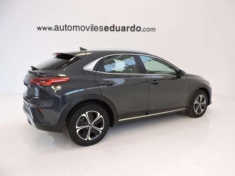 Usado Kia XCeed 141 CV (103 kW) 2021 Gris SUV