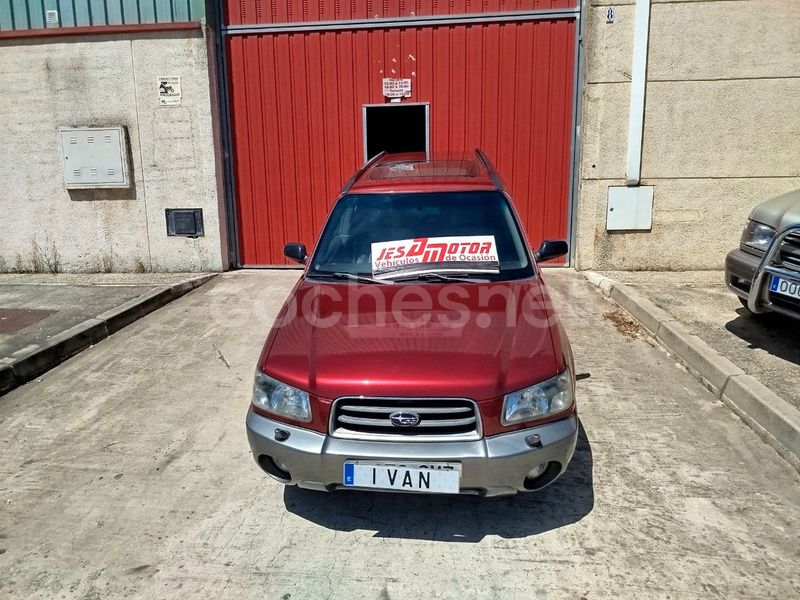 Granate Usado 2004 Subaru Forester SUV | 4900 € - Imagen 1/4