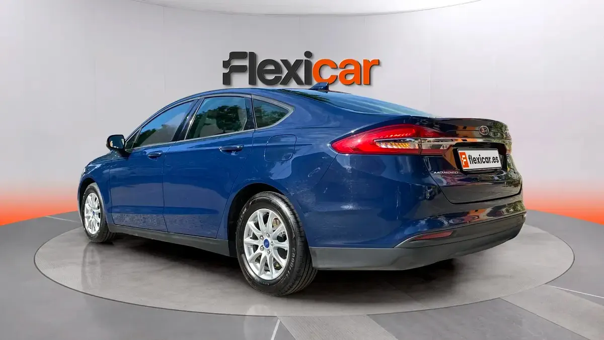 Usado Ford Mondeo ST-Line 188 CV (138 kW) 2021 Azul Familiar