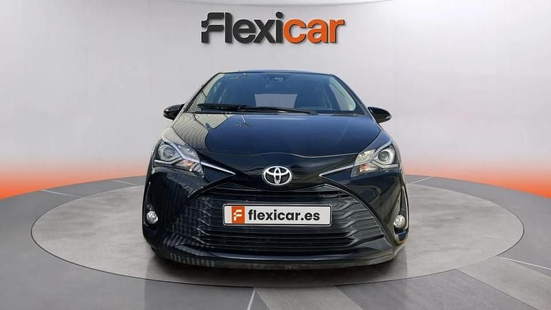 Usado Toyota Yaris Active 111 CV (81 kW) 2017 Negro Utilitario