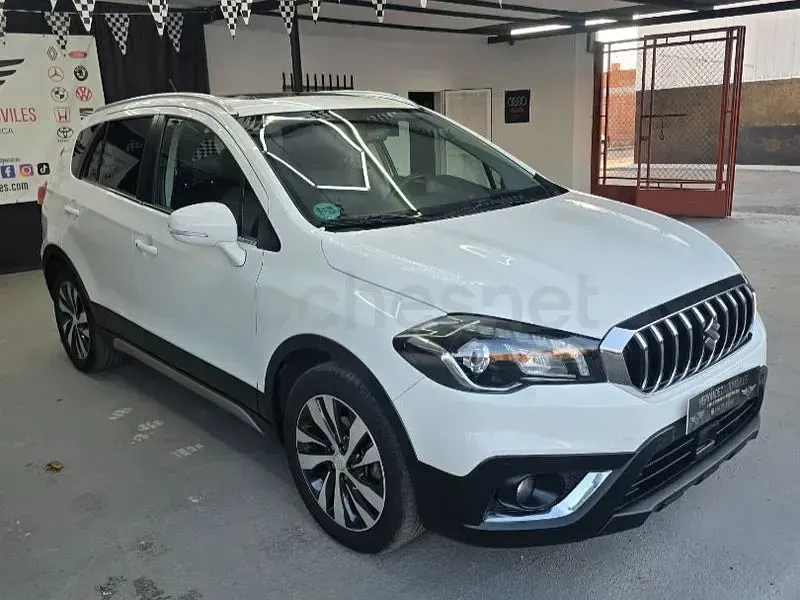 Usado Suzuki SX4 S-Cross GLX 120 CV (88 kW) 2018 Blanco SUV