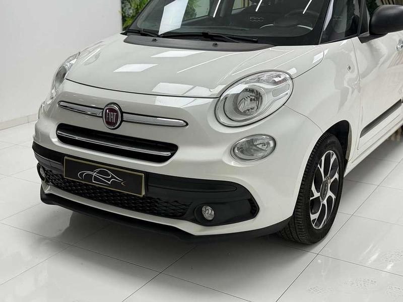 Usado Fiat 500L Lounge 95 CV (69 kW) 2019 Beige Monovolumen