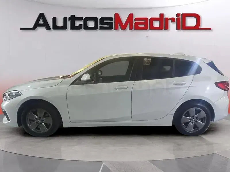 Usado BMW 118 136 CV (100 kW) 2020 Blanco Berlina