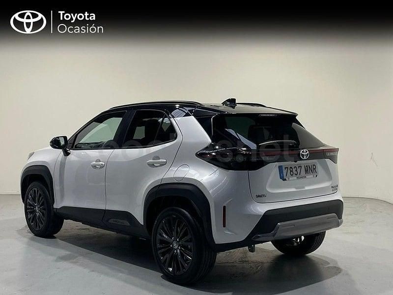 Usado Toyota Yaris Cross 116 CV (85 kW) 2024 Blanco SUV