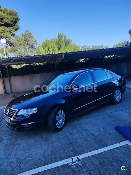 Usado VW Passat 140 CV (102 kW) 2008 Azul Berlina