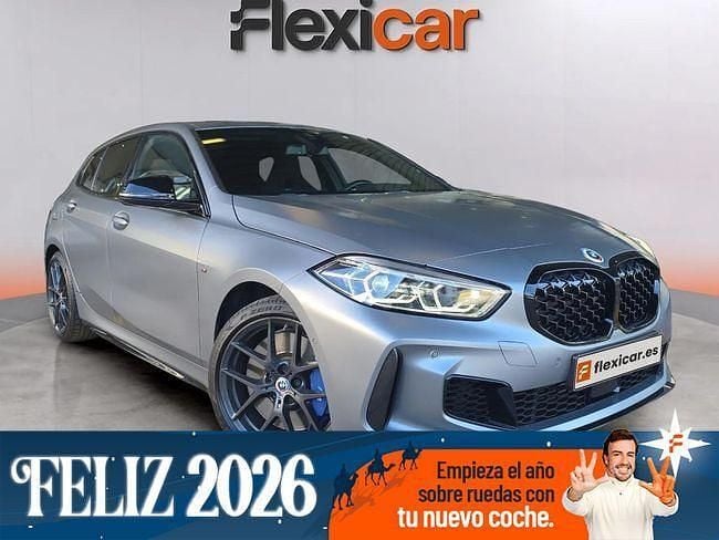 Gris Usado 2022 BMW M135 Utilitario | 39.490 € (Precio justo) - Imagen 1/4