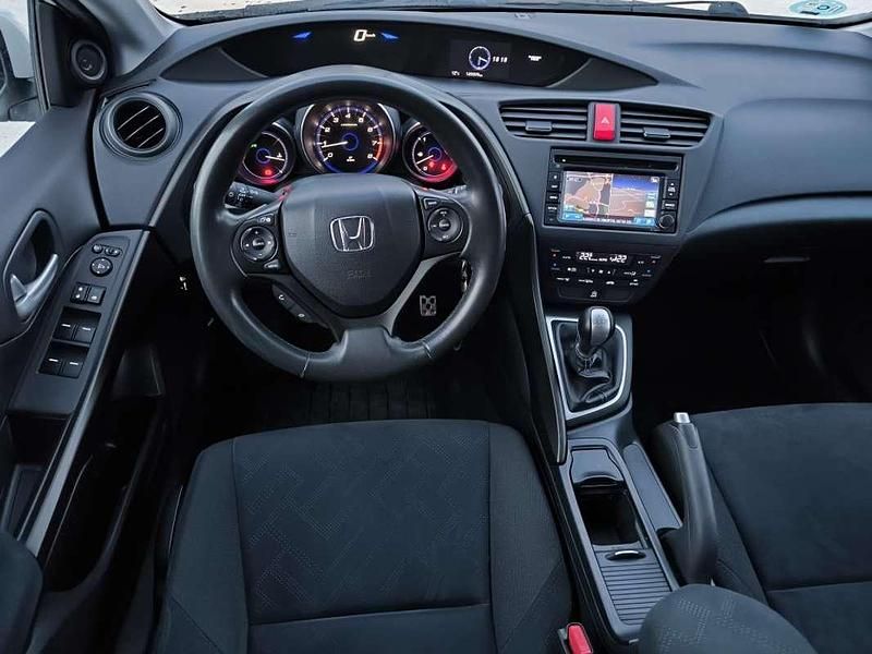 Usado Honda Civic S 141 CV (103 kW) 2013 Blanco Utilitario