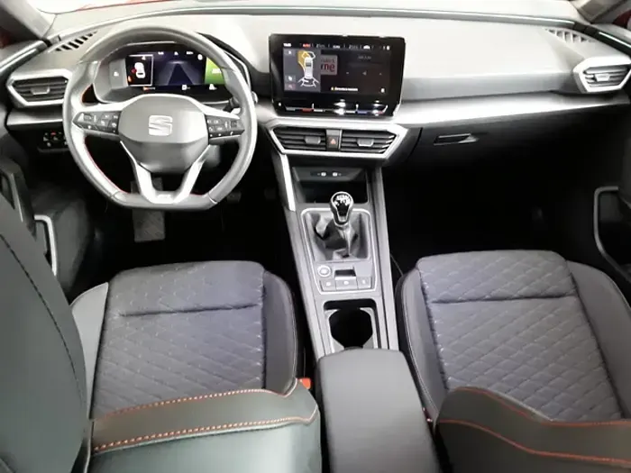 Uusi Seat Leon FR 150 HP (110 kW) 2026 Punainen