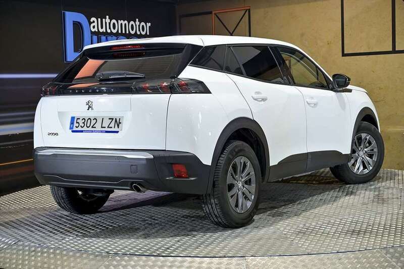 Usado Peugeot 2008 Active 110 CV (80 kW) 2022 Blanco SUV