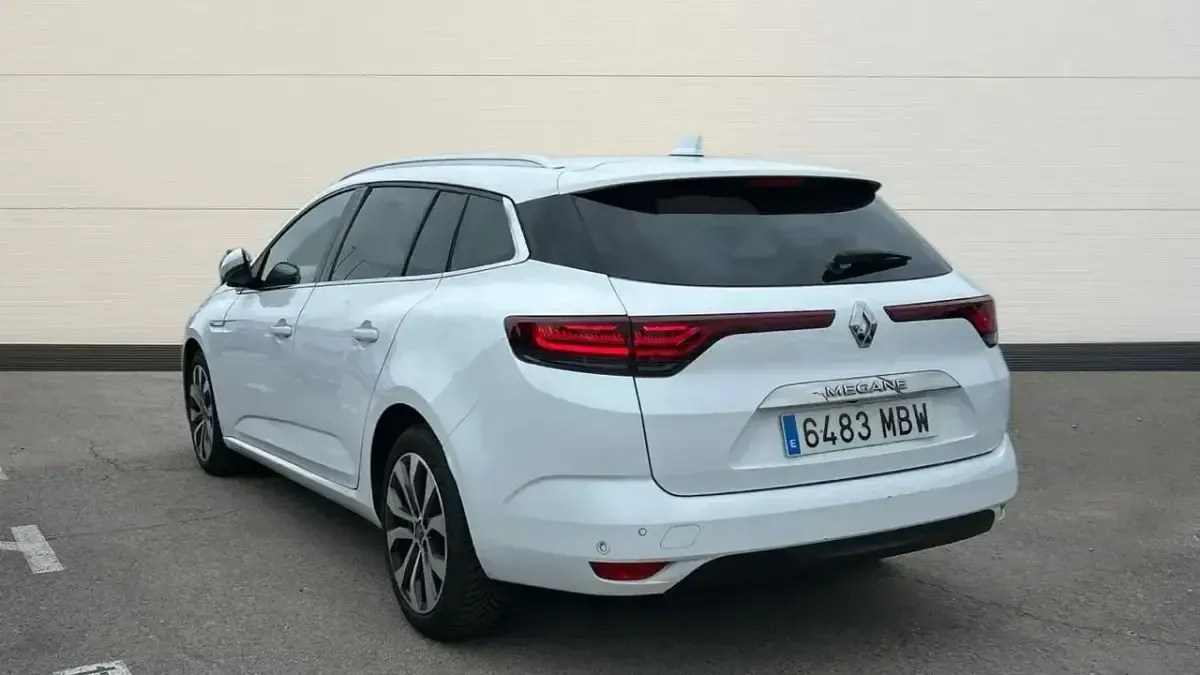 Usado Renault Mégane IV Techno 140 CV (102 kW) 2022 Blanco