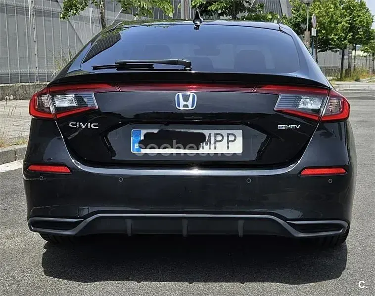 Usado Honda Civic Advance 184 CV (135 kW) 2024 Negro Berlina