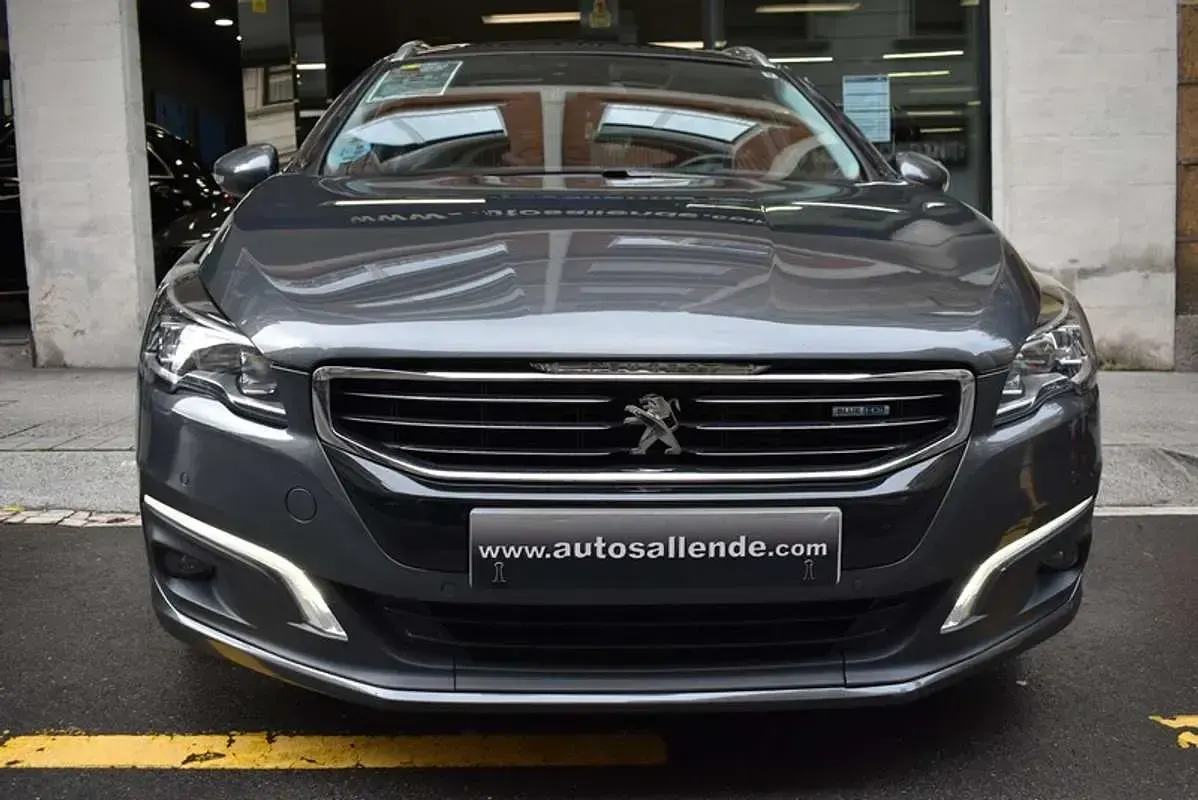 Usado Peugeot 508 Allure 181 CV (133 kW) 2016 Gris Berlina