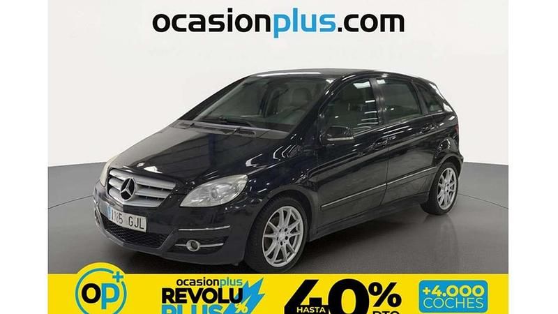 Usado Mercedes B180 109 CV (80 kW) 2008 Negro Monovolumen