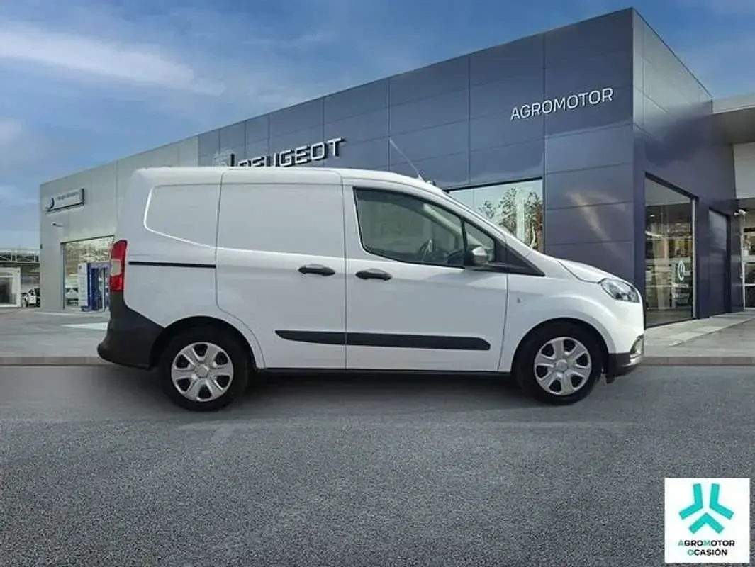 Usado Ford Transit Courier Trend 75 CV (55 kW) 2020 Blanco Van