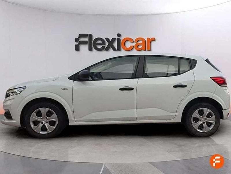 Usado Dacia Sandero Essentiel 91 CV (66 kW) 2021 Blanco Utilitario