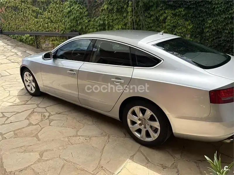 Usado Audi A5 Sportback 180 CV (132 kW) 2011 Gris / plata Utilitario