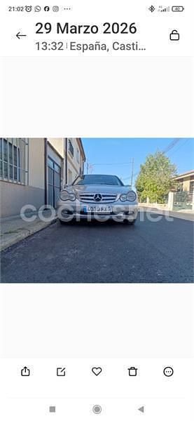 Usado Mercedes C220 Classic 143 HP (105 kW) 2002 Cinzento Sedan