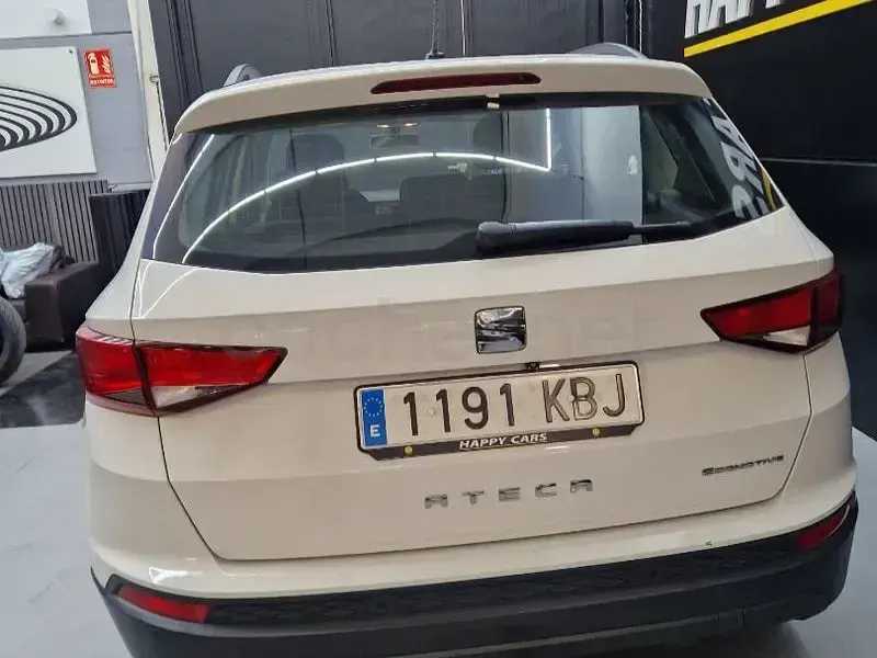 Usado Seat Ateca Style 116 CV (85 kW) 2017 Blanco SUV