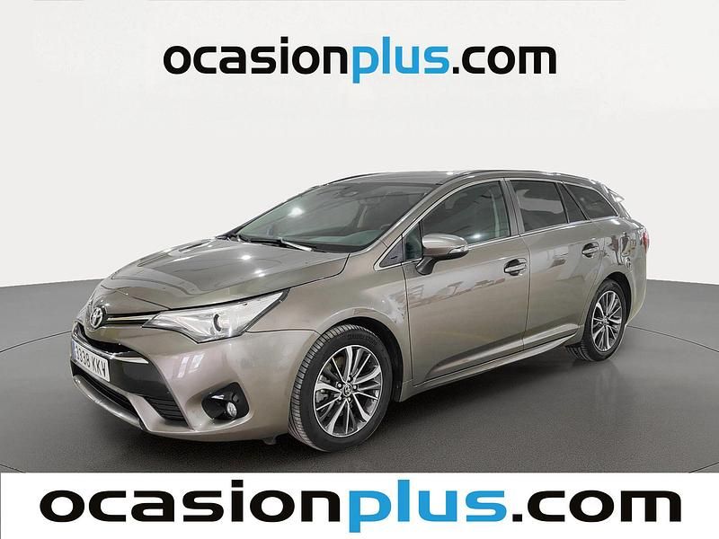 Gris Usado 2018 Toyota Avensis Advance Familiar | 9955 € (Precio justo) - Imagen 1/4
