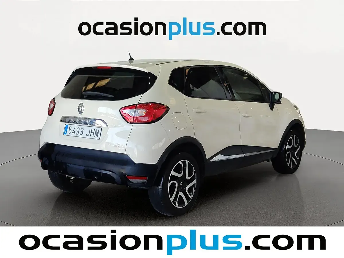 Usado Renault Captur Zen 90 CV (66 kW) 2015 Beige SUV