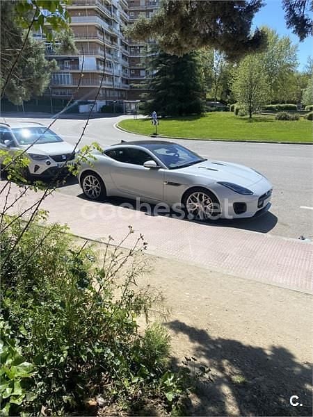 Usado Jaguar F-Type R-Dynamic 300 CV (220 kW) 2019 Blanco Coupe