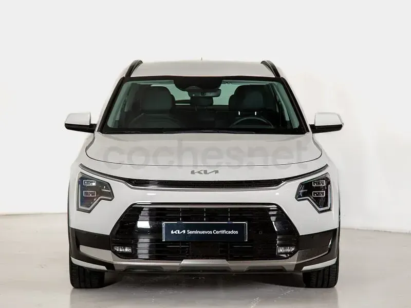 Usado Kia Niro 141 CV (103 kW) 2024 Blanco SUV