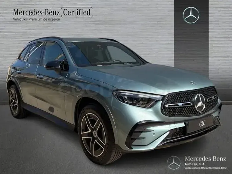 Nuevo Mercedes GLC300de 333 CV (244 kW) 2026 Verde SUV
