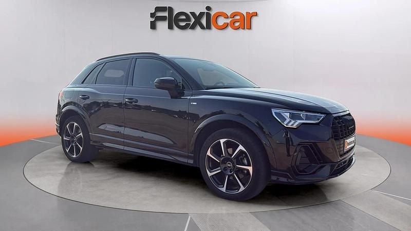 Usado Audi Q3 Premium 150 HP (110 kW) 2022 Preto SUV