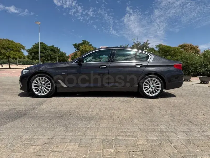 Usado BMW 530 Luxury Line 265 CV (194 kW) 2020 Negro Berlina