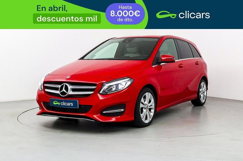 Usado Mercedes B200 156 CV (114 kW) 2018 Rojo Monovolumen