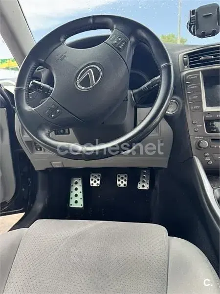 Usado Lexus IS220d Sport Line 177 CV (130 kW) 2006 Negro Berlina
