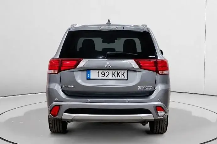 Usado Mitsubishi Outlander P-HEV 203 CV (149 kW) 2018