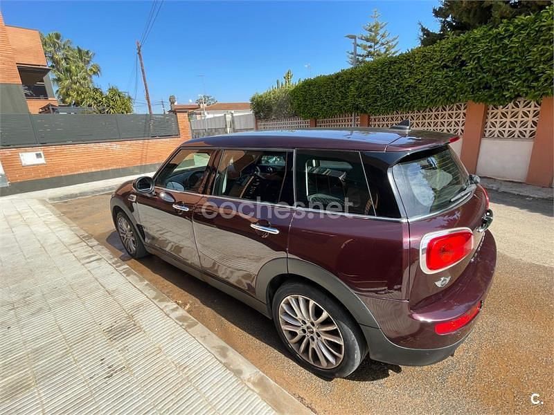 Usado Mini One D Clubman 116 CV (85 kW) 2016 Granate Familiar