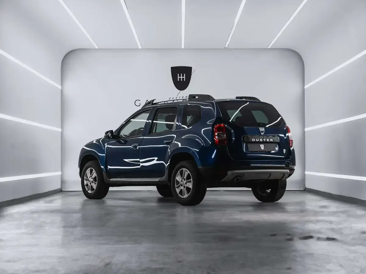 Usado Dacia Duster Lauréate 109 CV (80 kW) 2016 Azul SUV