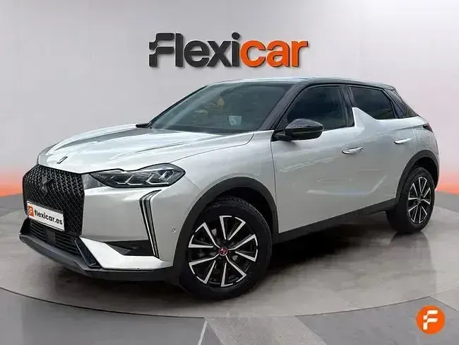 Usado DS Automobiles DS3 Crossback Performance 130 CV (95 kW) 2023 Beige SUV
