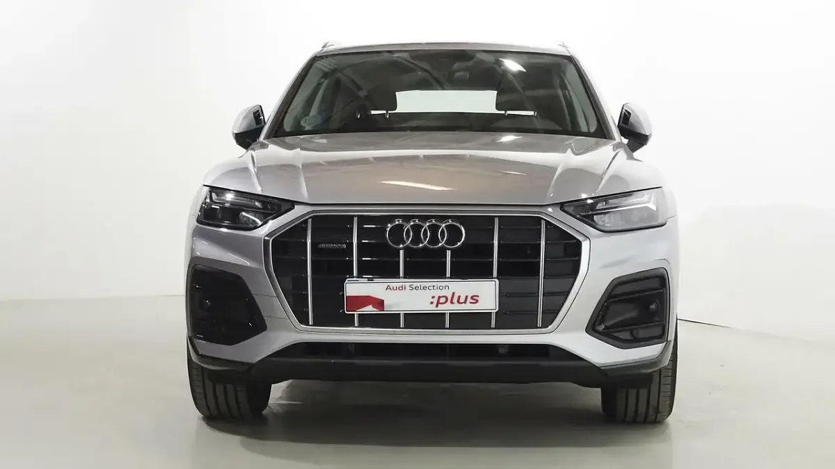 Usado Audi Q5 Advanced Plus 204 CV (150 kW) 2023 Gris SUV