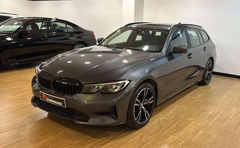 Gris Usado 2021 BMW 318 Familiar | 25.900 € (Precio justo) - Imagen 1/4