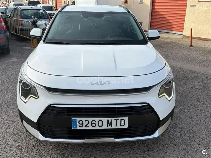Usado Kia Niro 141 CV (103 kW) 2024 Blanco SUV