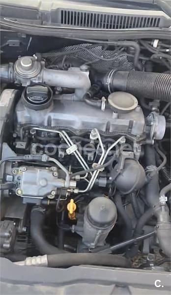 Usado VW Golf IV 110 CV (80 kW) 2002 Negro Berlina