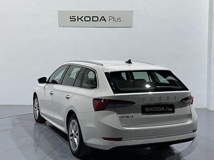 Nuevo Skoda Octavia G-TEC Ambition 131 CV (96 kW) 2025 Blanco Familiar