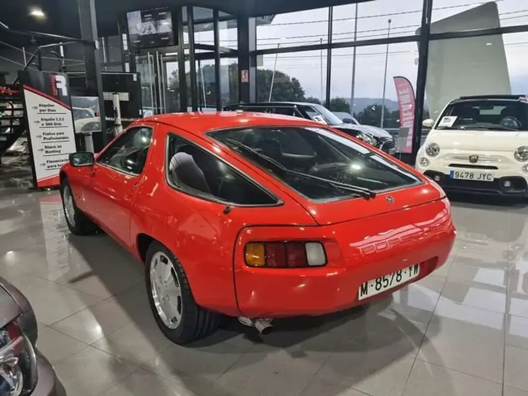 Usado Porsche 928 310 CV (228 kW) 1981 Rojo Coupe