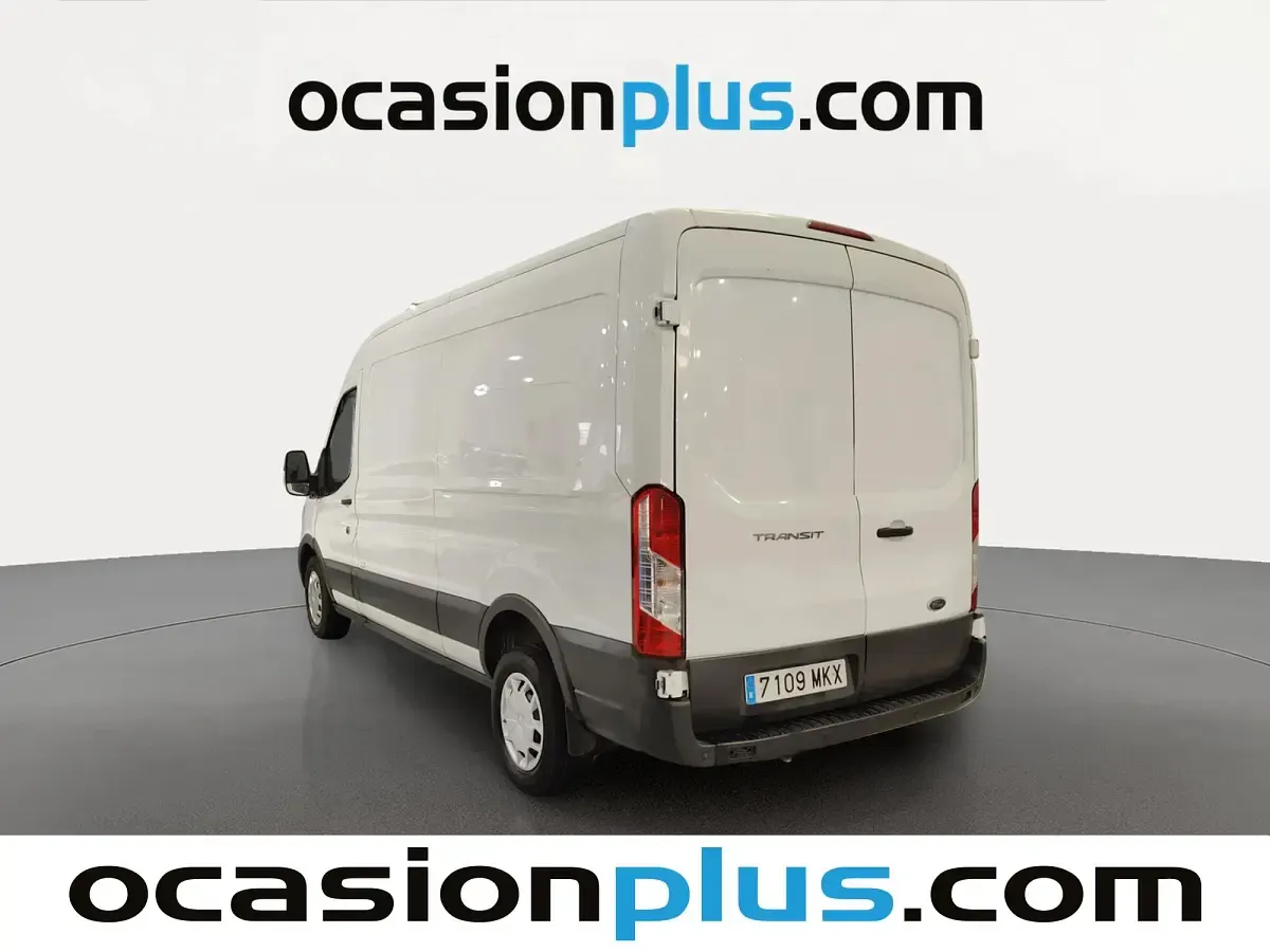 Usado Ford Transit Trend 131 CV (96 kW) 2023 Blanco Van