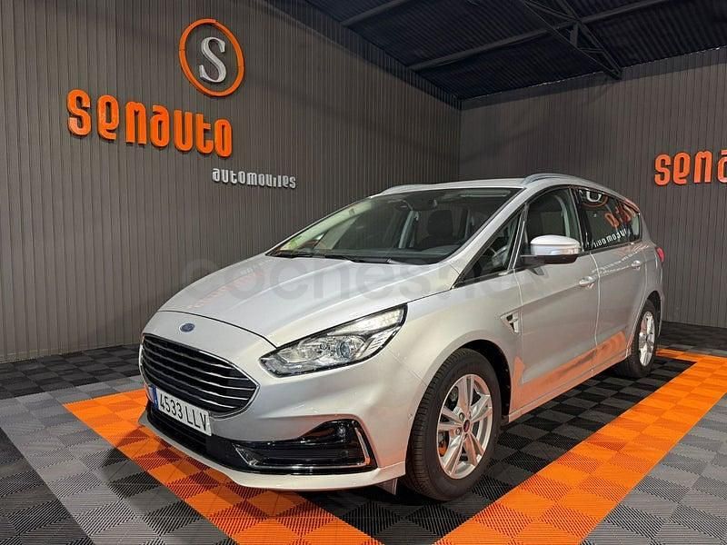 Usado Ford S-MAX Titanium 150 CV (110 kW) 2020 Gris / plata Monovolumen