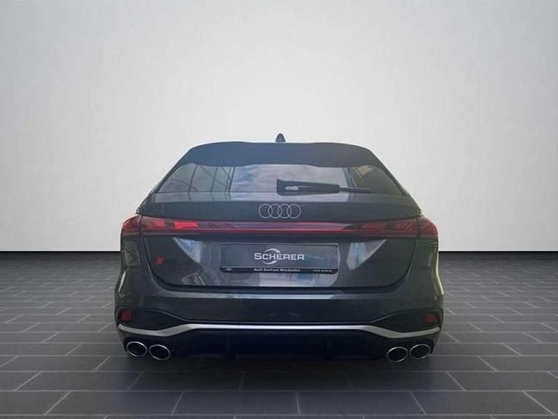 Usado Audi S5 Sport 367 CV (269 kW) 2025 Gris Familiar