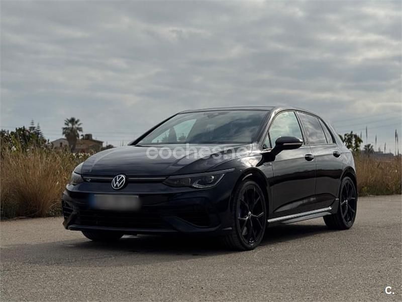 Usado VW Golf VIII R 320 CV (235 kW) 2021 Negro Berlina