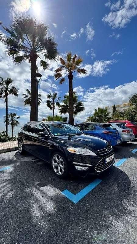 Usado Ford Mondeo Titanium 163 CV (119 kW) 2014 Negro Familiar