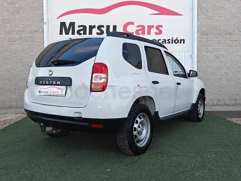 Usado Dacia Duster Ambiance 109 CV (80 kW) 2016 Blanco SUV