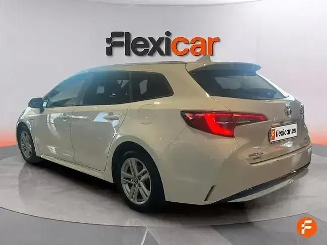 Usado Toyota Corolla Active 122 CV (89 kW) 2022 Blanco